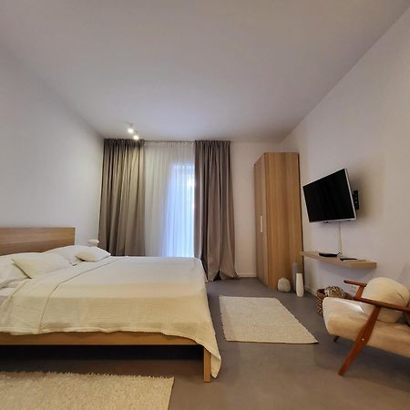 Firefly Luxury Apartment With Private Whirlpool ซาดาร์ ภายนอก รูปภาพ