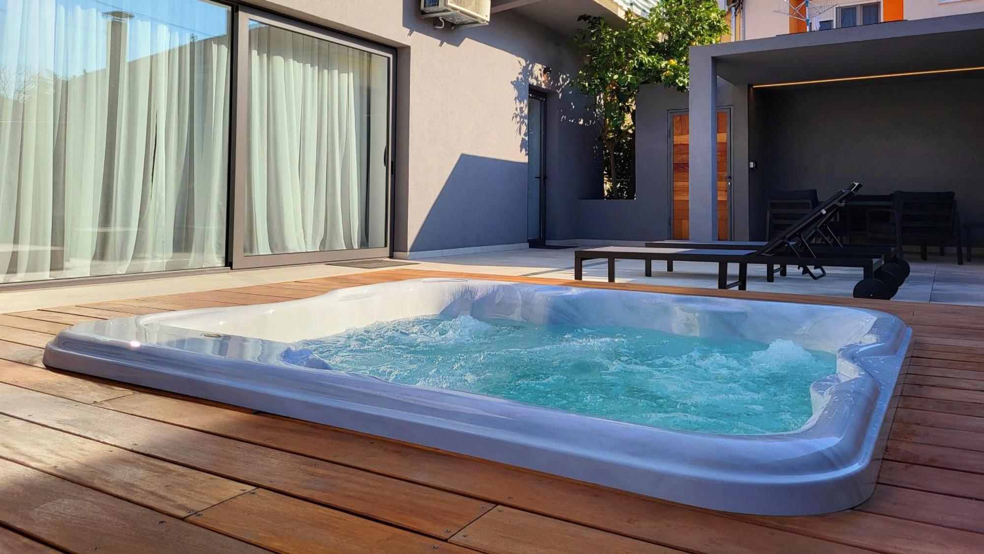 Firefly Luxury Apartment With Private Whirlpool ซาดาร์ ภายนอก รูปภาพ