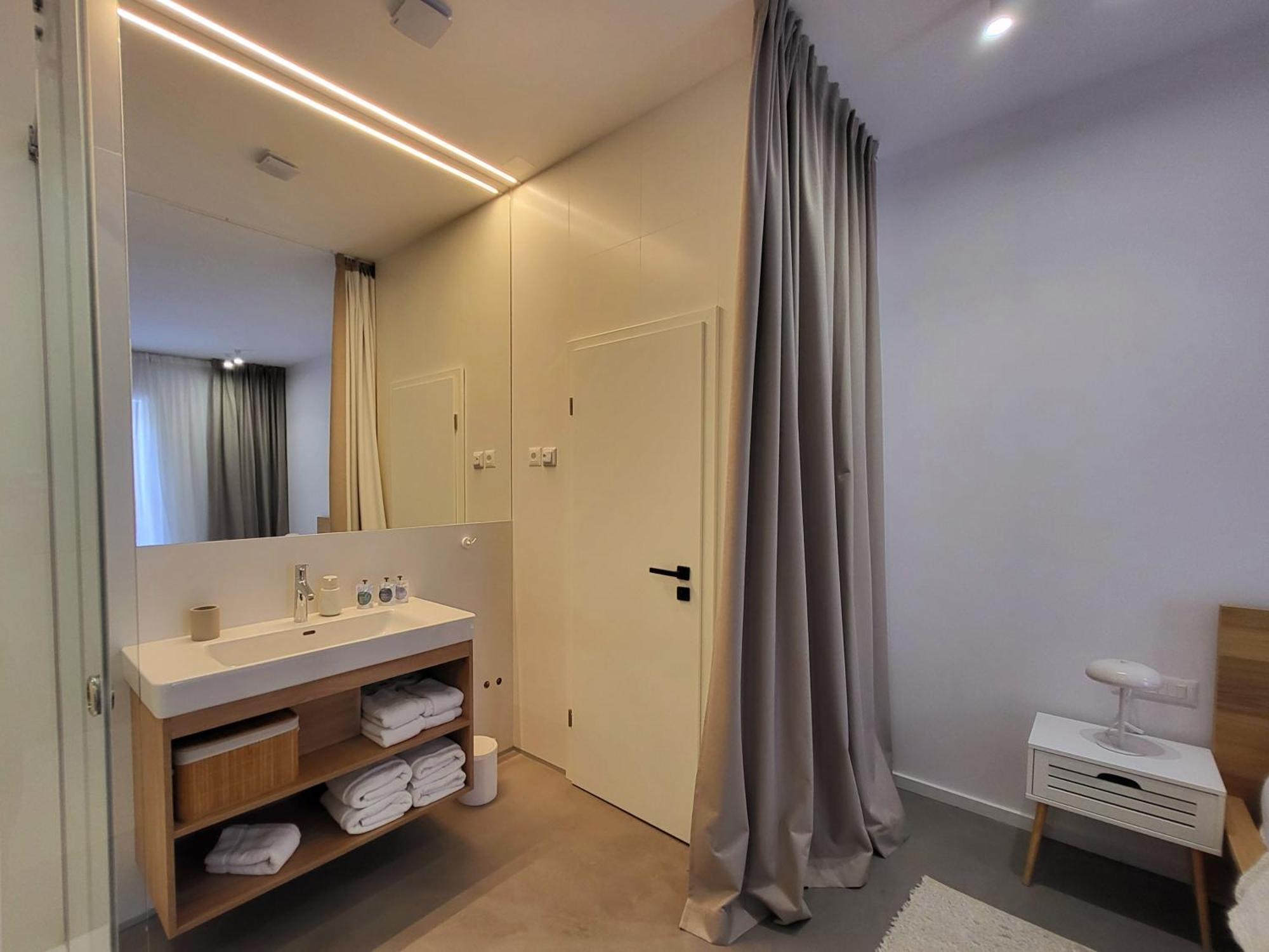 Firefly Luxury Apartment With Private Whirlpool ซาดาร์ ภายนอก รูปภาพ